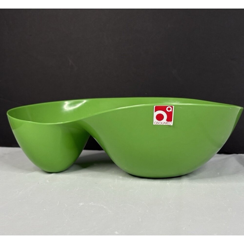 QSquared Contemporary Chip & Dip Melamine Bowl Green QToo Popcorn Snacks